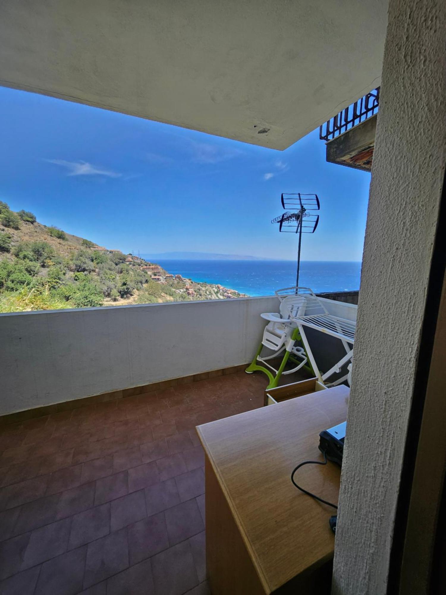 Nuova Casa Giulia Appartement Letojanni Buitenkant foto